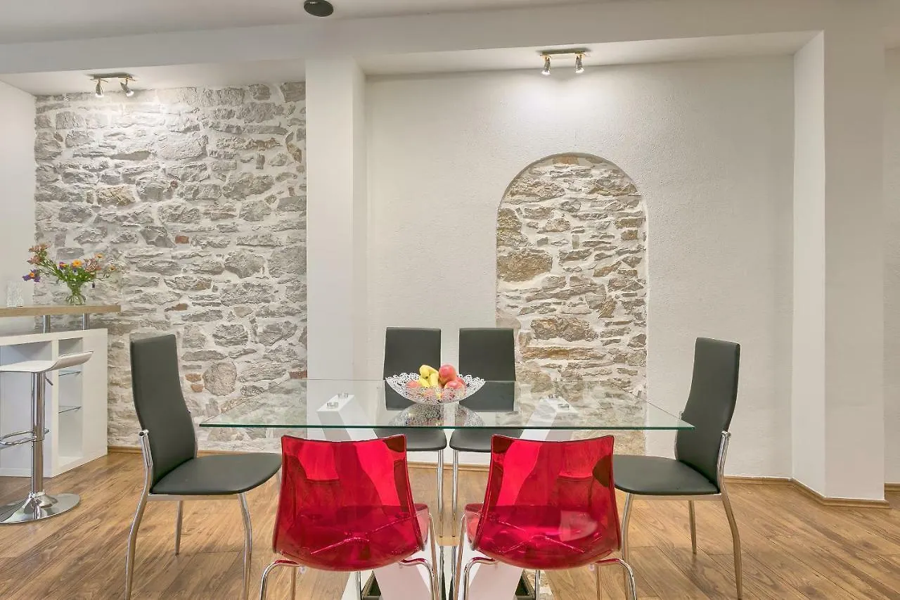 Wellness Apartman Kaiser Pula Apartment